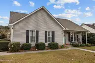 338 Meadow Drive, Ayden, NC 28513 — 3-bedroom home in Countryaire Village, Ayden, NC, photo 5 of 53: 46-web-or-mls-IMG_7401