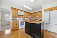111 N Wedgewood Drive, Washington, NC 27889 — 3-bedroom home in Yacht Club, Washington, NC, photo 6 of 39: 27-web-or-mls-IMG_0029_edit