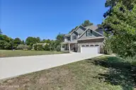 228 Egret Point Drive, Sneads Ferry, NC 28460 — 4-bedroom waterfront home in Creeks Edge, Sneads Ferry, NC, photo 3 of 73