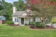 613 Bay Blossom Drive, Wilmington, NC 28411 — 3-bedroom home in Meadowbrook, Wilmington, NC, photo 5 of 30
