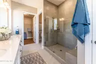 1069 Fawn Valley Way, Wilmington, NC 28409 — 4-bedroom home in Fawn Valley, Wilmington, NC, photo 16 of 28: 26 HHHunt Homes Retreat Primary Bath
