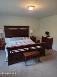 3302 Taylors Pointe Drive, Winterville, NC 28590 — 4-bedroom home in Taylor's Pointe, Winterville, NC, photo 7 of 29: En Suite