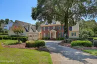 1431 Quadrant Circle, Wilmington, NC 28405 — 4-bedroom waterfront home in Landfall, Wilmington, NC, photo 3 of 70