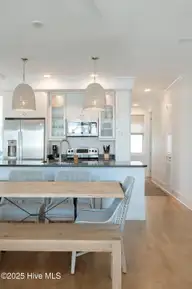 16 E Henderson Street Unit A, Wrightsville Beach, NC 28480 — 4-bedroom condo, Wrightsville Beach, NC, photo 12 of 40: AMY_16 E Henderson -74_websize
