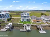 122 Sailfish Drive, Holden Beach, NC 28462 — 4-bedroom waterfront home in Harbor Acres, Holden Beach, NC, photo 3 of 68: 122SailfishDr - 91