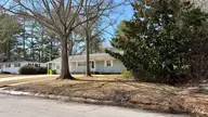 1113 Cherry Tree Drive, New Bern, NC 28562 — 3-bedroom home, New Bern, NC, photo 7 of 76: 1113 Cherry Tree Dr.
