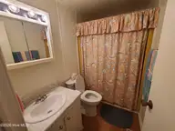 308 W Bogue Boulevard, Atlantic Beach, NC 28512 — 3-bedroom home, Atlantic Beach, NC, photo 22 of 29