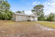25 Crown Point Road, Hubert, NC 28539 — 3-bedroom home in Crown Point, Hubert, NC, photo 3 of 20: crown-3