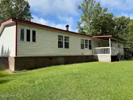 163 Great Neck Landing Road, Hubert, NC 28539 — 4-bedroom manufactured home, Hubert, NC, photo 4 of 31