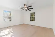305 Country Club Drive, Jacksonville, NC 28546 — 5-bedroom home in Country Club, Jacksonville, NC, photo 16 of 48: 29-web-or-mls-DSC06184