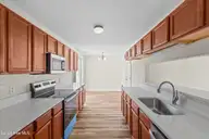 4745 Corena Drive, New Bern, NC 28562 — 3-bedroom home in Planters Ridge, New Bern, NC, photo 5 of 25: 10_img_7406