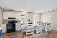 927 Willow Place SW, Calabash, NC 28467 — 3-bedroom manufactured home in Clariday Estates, Calabash, NC, photo 10 of 30