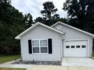 104 Spruce Court, New Bern, NC 28562 — 3-bedroom home in Forest Park, New Bern, NC, photo 1 of 47: IMG_1069