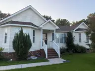 412 S Walnut Street, Princeton, NC 27569 — 4-bedroom home, Princeton, NC, photo 1 of 23: IMG_0507