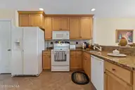 502b Castle Bay Drive, Hampstead, NC 28443 — 2-bedroom townhome in Castle Bay Country Club, Hampstead, NC, photo 11 of 34: IMG_2081