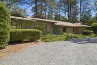 370 Donald Ross Drive, Pinehurst, NC 28374 — 4-bedroom home in Unit 2, Pinehurst, NC, photo 3 of 56: 3-web-or-mls-DSC08184