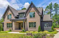 315 Sloan Lane, Pinehurst, NC 28374 — 4-bedroom home in Longleaf Pointe, Pinehurst, NC, photo 1 of 59: 260528-315Sloan-8646-2