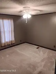 104 Beaver Drive, Dudley, NC 28333 — 3-bedroom manufactured home in Carraway Crk Est, Dudley, NC, photo 20 of 24: Guest Bedroom 3