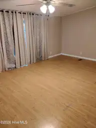 104 Beaver Drive, Dudley, NC 28333 — 3-bedroom manufactured home in Carraway Crk Est, Dudley, NC, photo 6 of 24: Living Room 2