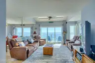 2362 New River Inlet Road, North Topsail Beach, NC 28460 — 4-bedroom waterfront townhome in New River Beach Club, North Topsail Beach, NC, photo 14 of 49: 2362 New River Inlet Road - Interiors -