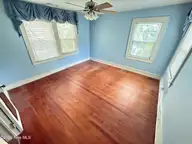 617 N Church Street, Mount Olive, NC 28365 — 3-bedroom home, Mount Olive, NC, photo 8 of 31: IMG_7279