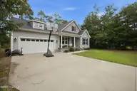 496 Tate Lake Drive, Southport, NC 28461 — 3-bedroom waterfront home in Boiling Spring Lakes, Southport, NC, photo 4 of 49