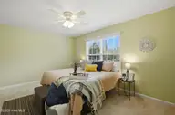 326 Knollwood Drive, Hampstead, NC 28443 — 3-bedroom waterfront home in Cross Creek, Hampstead, NC, photo 17 of 55: 17_326_knollwood_dr_017