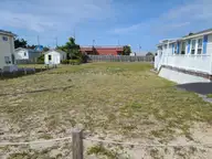 308 W Bogue Boulevard, Atlantic Beach, NC 28512 — 3-bedroom home, Atlantic Beach, NC, photo 3 of 29