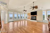 101 Jackson Avenue, Emerald Isle, NC 28594 — 4-bedroom waterfront home in Jefferson Place, Emerald Isle, NC, photo 17 of 61: 101 Jackson Ave