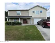 3302 Taylors Pointe Drive, Winterville, NC 28590 — 4-bedroom home in Taylor's Pointe, Winterville, NC, photo 1 of 29: Front