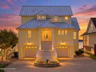 168 E River Acres Road, Washington, NC 27889 — 3-bedroom waterfront home in River Acres, Washington, NC, photo 1 of 50