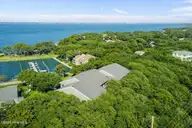590 Marina Drive D23, Pine Knoll Shores, NC 28512 — 2-bedroom waterfront condo in Beacon's Reach, Pine Knoll Shores, NC, photo 23 of 33: Westport D23