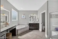 5646 Claremont Court, Wilmington, NC 28409 — 4-bedroom home in Kaylies Cove, Wilmington, NC, photo 18 of 36: 5646ClaremontCourt-29