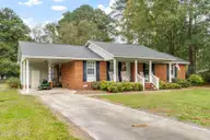 214 Elm Street, Warsaw, NC 28398 — 3-bedroom home, Warsaw, NC, photo 2 of 27: 214elm2