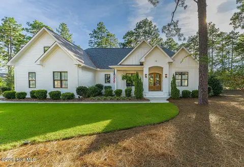 132 National Dr, Pinehurst