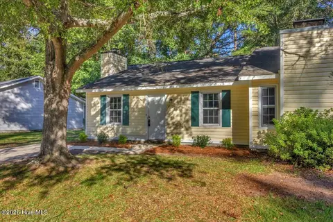 410 Cedar Creek Dr, Jacksonville