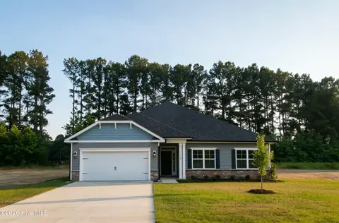 318 Eastwood Dr, Wallace