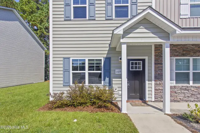 109 Jaydn Drive E, Jacksonville, NC 28546