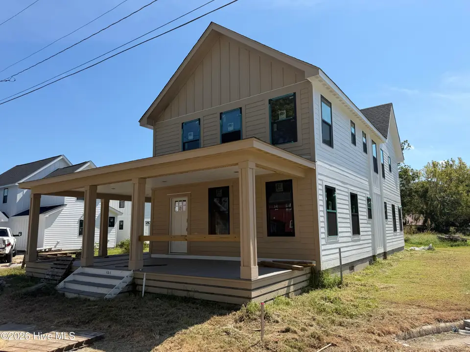 105 Bell Street, Elizabeth City, NC 27909 — 3-bedroom home, Elizabeth City, NC, photo 1 of 14: front