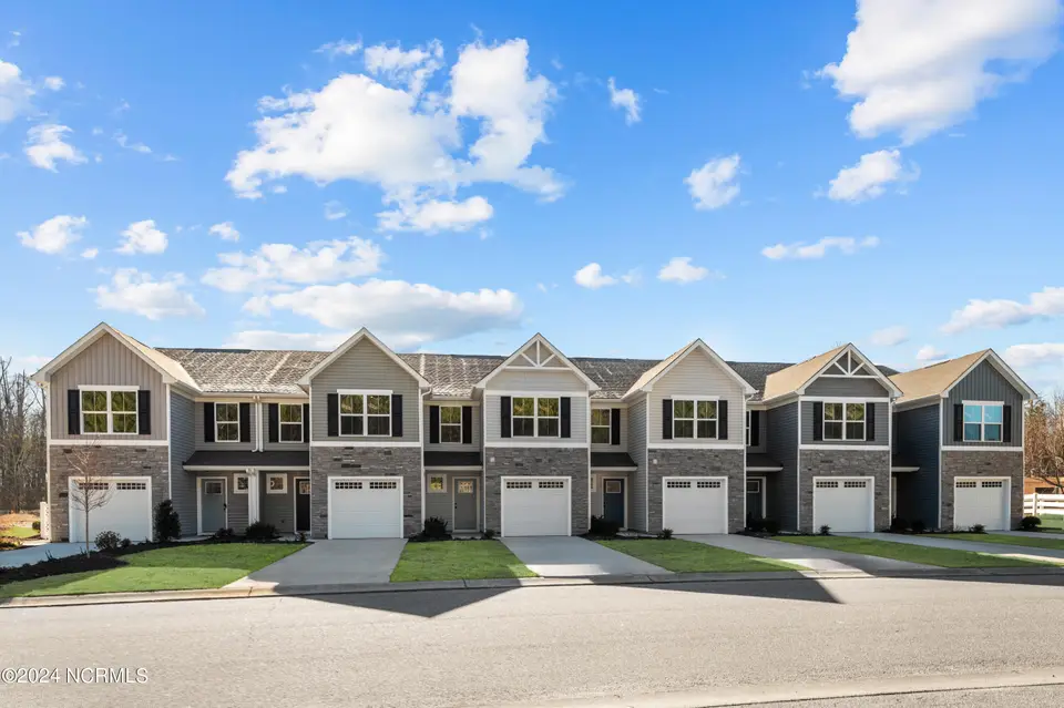 3305 Penguin Circle, Elizabeth City, NC 27909 — 3-bedroom townhome in Adams Landing, Elizabeth City, NC, photo 1 of 17: Poplar Exterior