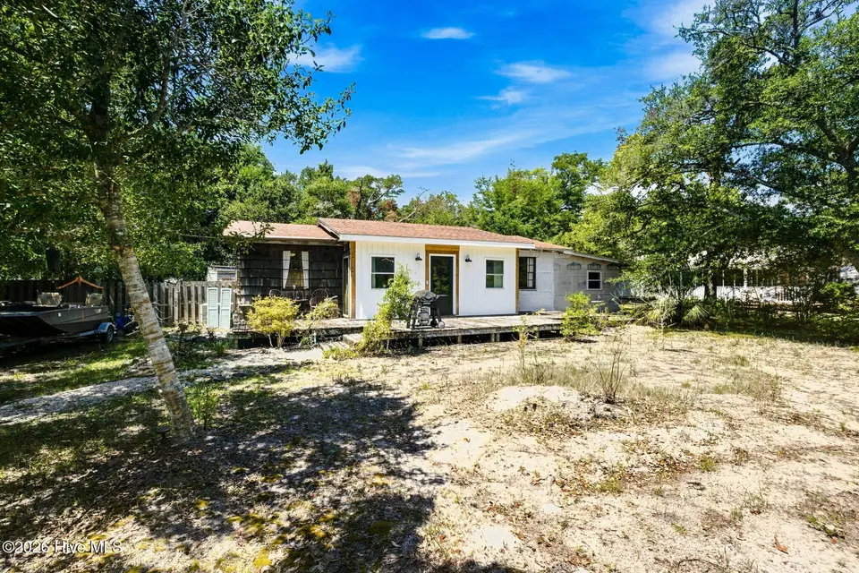 139 NE 17th Street, Oak Island, NC 28465 — 3-bedroom home, Oak Island, NC, photo 1 of 37