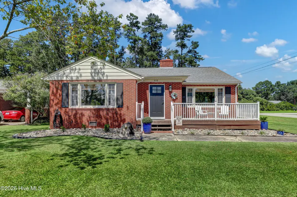 510 E Fremont Street, Burgaw, NC 28425 — 3-bedroom home, Burgaw, NC, photo 1 of 26