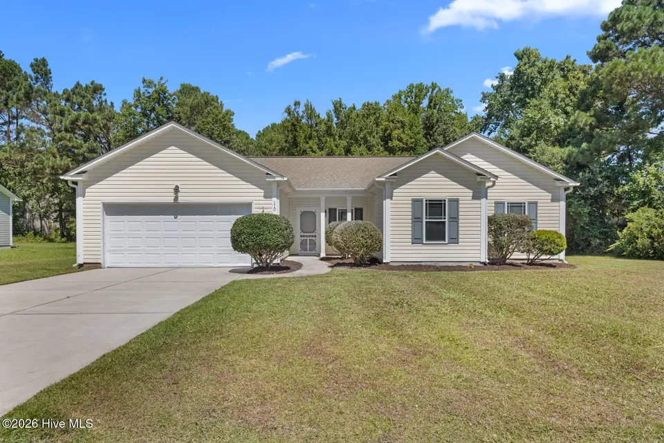 110 S Stone Drive, Sneads Ferry, NC 28460 — 3-bedroom home in Stone Bay, Sneads Ferry, NC, photo 1 of 29