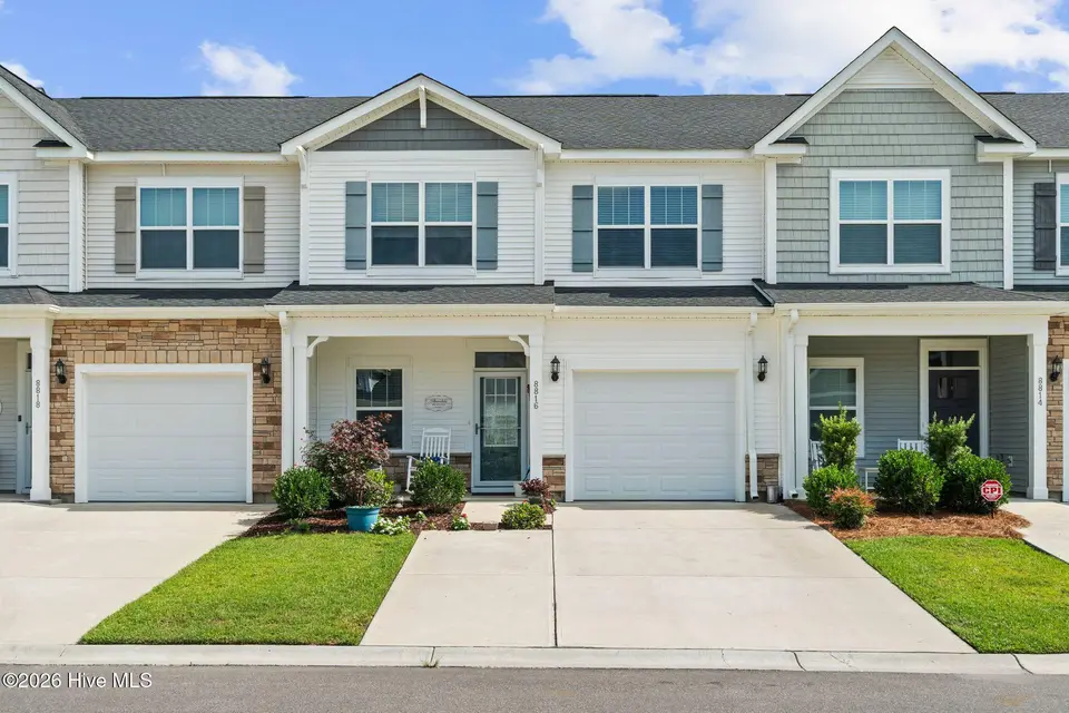8816 Radcliff Drive NW, Calabash, NC 28467 — 3-bedroom townhome in Smithfield at Brunswick Plantation, Calabash, NC, photo 1 of 27