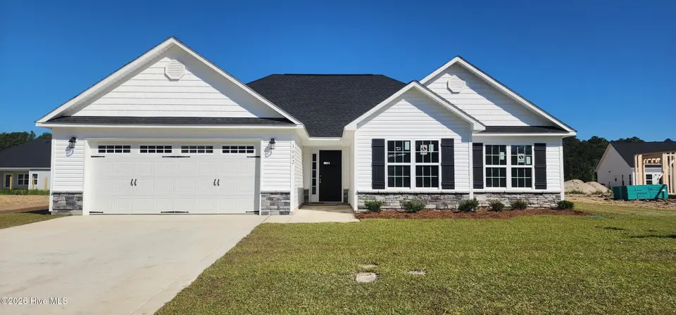 1002 Croaker Court, New Bern, NC 28562 — 3-bedroom home in Bluewater Rise, New Bern, NC, photo 1 of 10