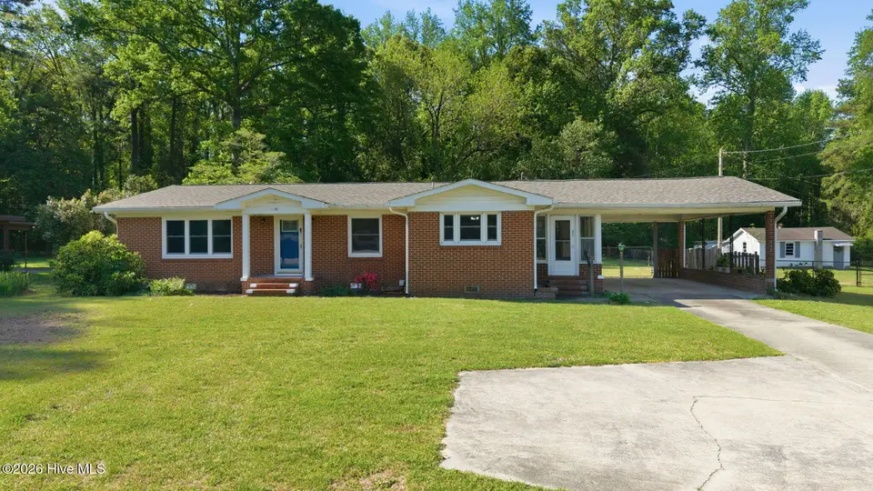 1751 John Small Avenue, Washington, NC 27889 — 3-bedroom home, Washington, NC, photo 1 of 53: Main View