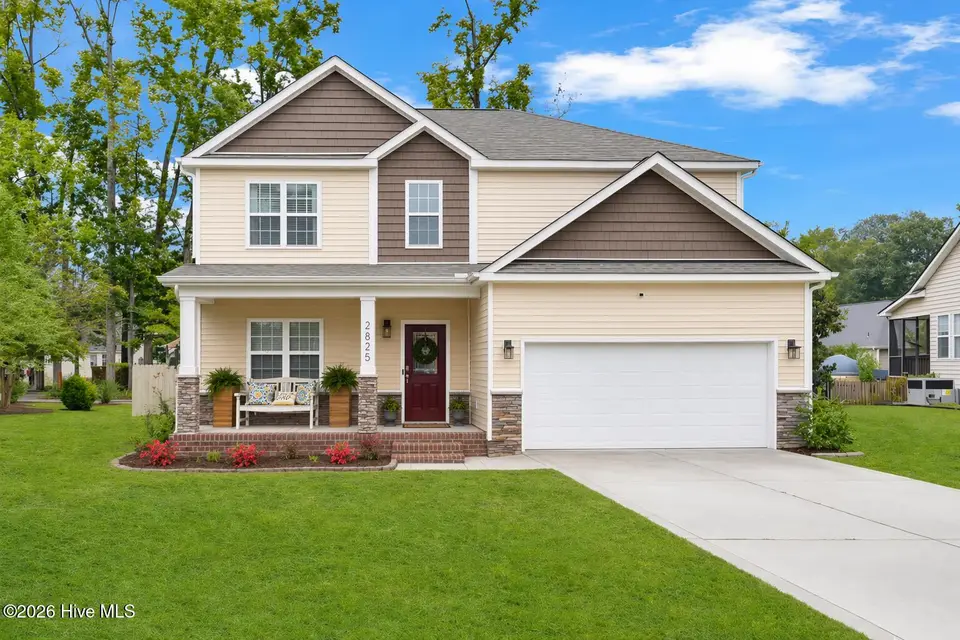 2825 Little Gem Circle, Winterville, NC 28590 — 4-bedroom home in Magnolia Ridge, Winterville, NC, photo 1 of 37: Primary Photo