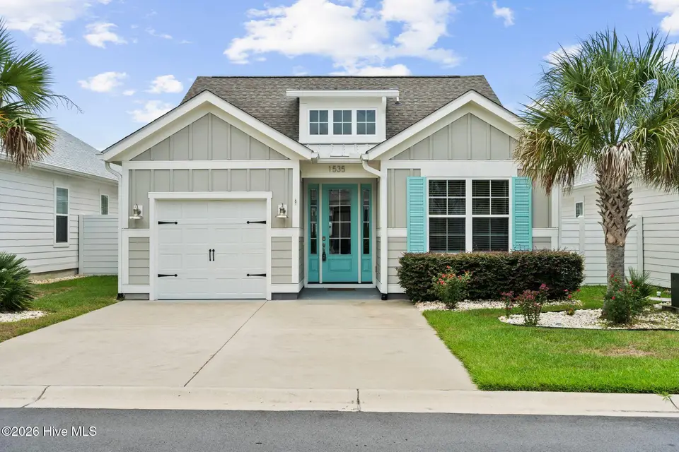 1535 Harbour Place Drive, Calabash, NC 28467 — 2-bedroom home in Kingfish Bay, Calabash, NC, photo 1 of 48