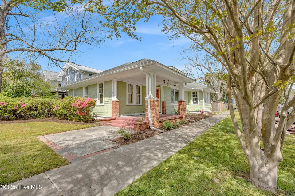 1321 Chestnut Street, Wilmington, NC 28401 — 3-bedroom home in Carolina Heights, Wilmington, NC, photo 1 of 43: Front Photo