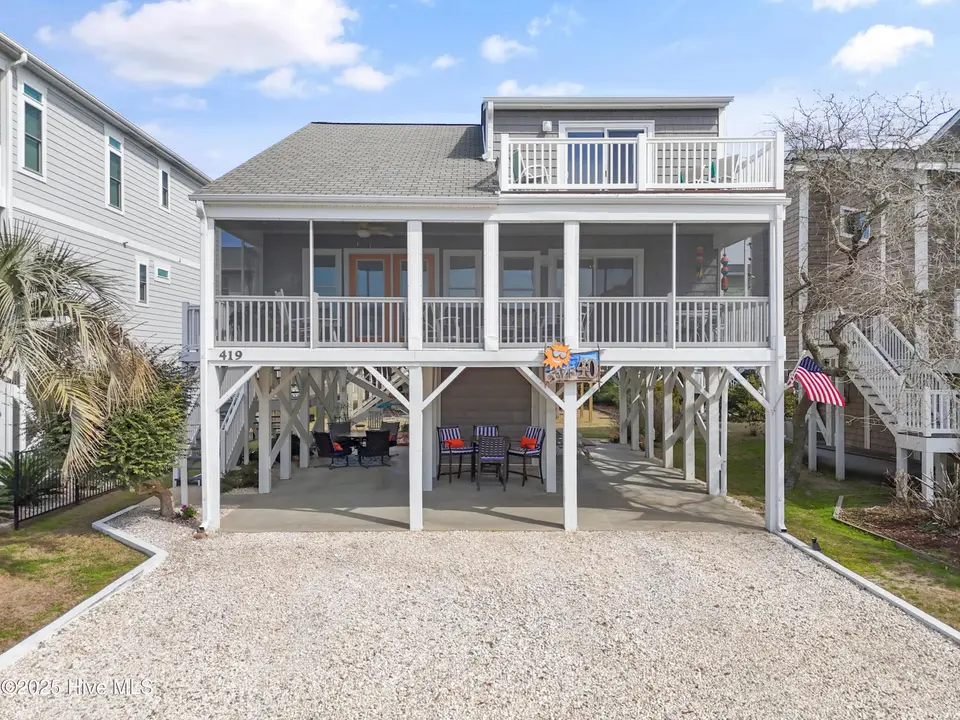 419 40th Street, Sunset Beach, NC 28468 — 4-bedroom home, Sunset Beach, NC, photo 1 of 74